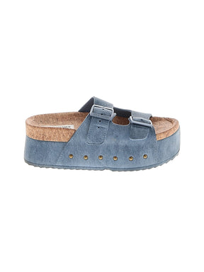 1 shoe size - 8