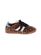 1 shoe size - 8