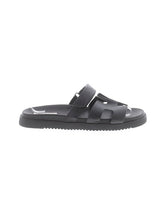 1 shoe size - 10