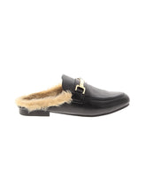 1 shoe size - 7