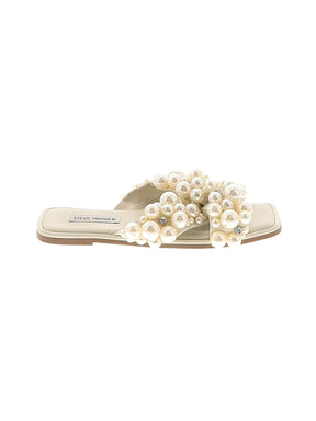 1 shoe size - 8