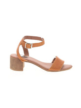 1 shoe size - 10