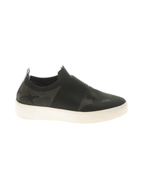 1 shoe size - 10