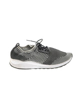 1 shoe size - 7