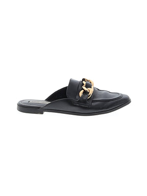 1 shoe size - 7