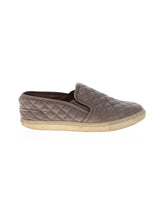 1 shoe size - 7 1/2