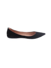 1 shoe size - 7