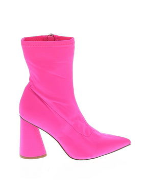 1 shoe size - 8 1/2