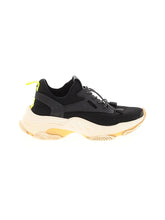 1 shoe size - 6 1/2