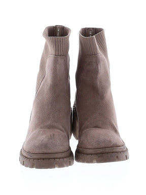 2 shoe size - 8