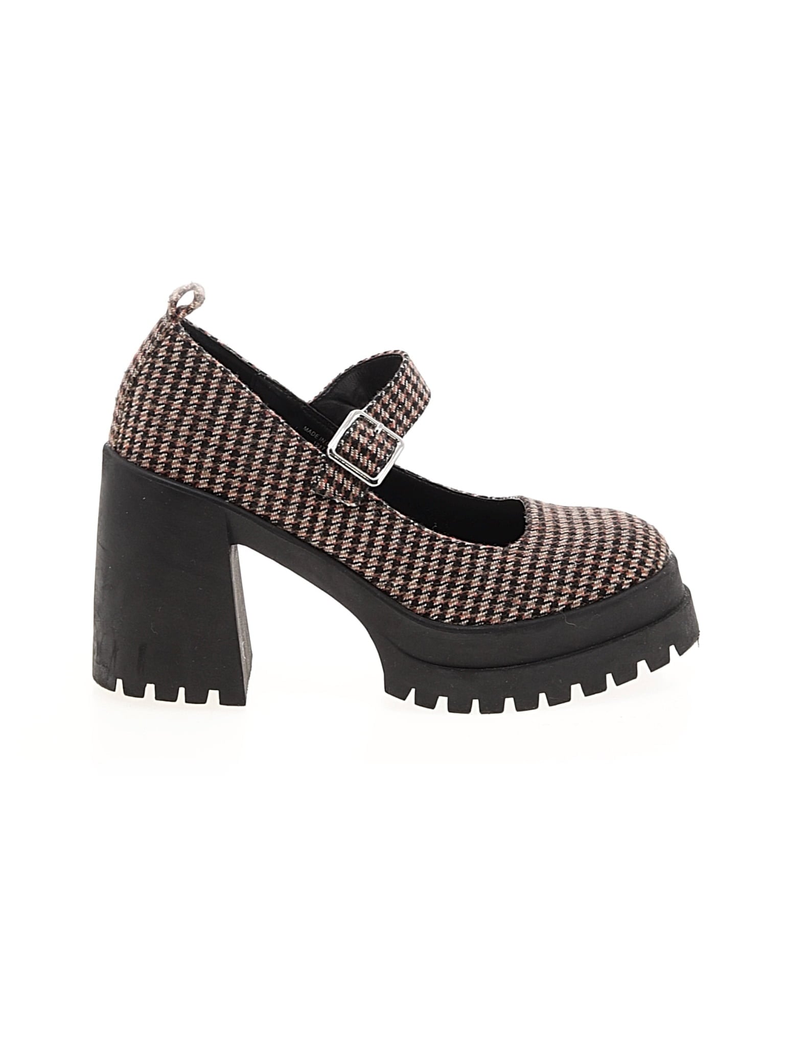 1 shoe size - 8