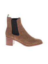 1 shoe size - 11