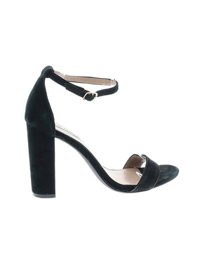 1 shoe size - 9