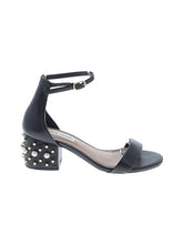 1 shoe size - 5