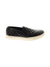 1 shoe size - 7