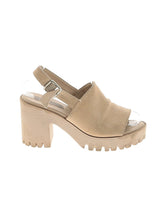 1 shoe size - 7