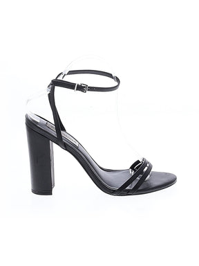 1 shoe size - 8
