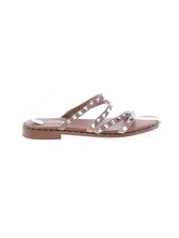 1 shoe size - 8