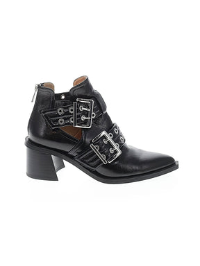 1 shoe size - 6 1/2