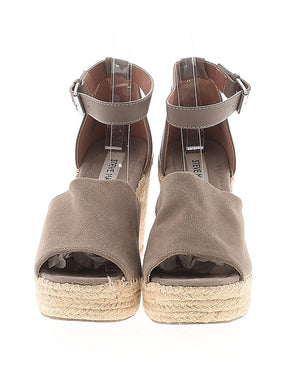 2 shoe size - 8