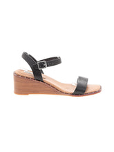 1 shoe size - 10