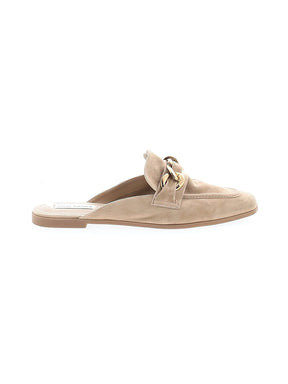 1 shoe size - 11