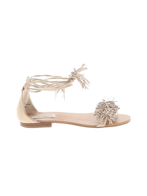 1 shoe size - 7