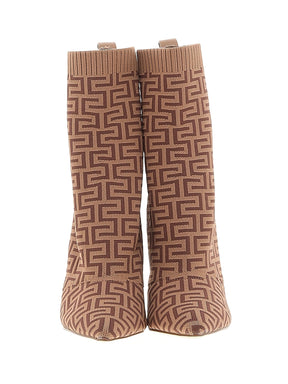 2 shoe size - 9 1/2