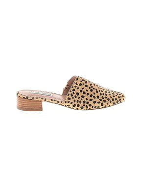 1 shoe size - 6