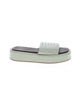 1 shoe size - 8