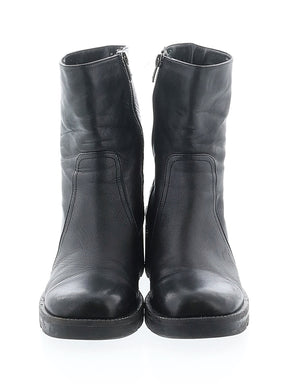 2 shoe size - 39 (EU)