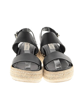 2 shoe size - 6 1/2