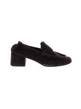 1 shoe size - 7 1/2