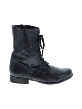 1 shoe size - 8