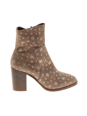 1 shoe size - 7 1/2