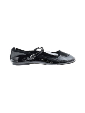 1 shoe size - 8