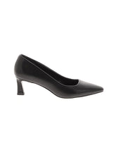 1 shoe size - 7