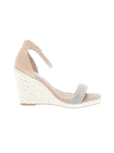 1 shoe size - 9