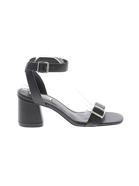 1 shoe size - 9 1/2