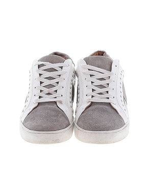 2 shoe size - 9 1/2