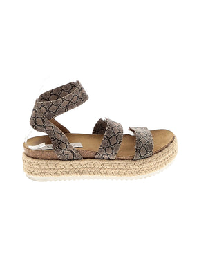 1 shoe size - 9