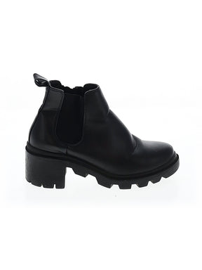 1 shoe size - 7
