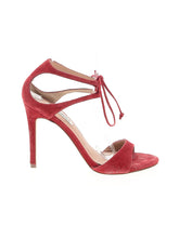 1 shoe size - 8