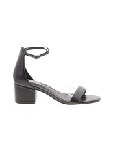 1 shoe size - 10