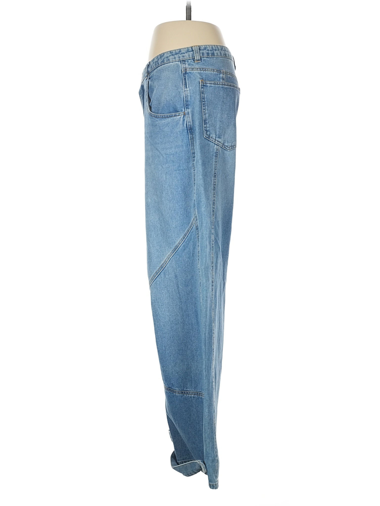 4 waist size - 28
