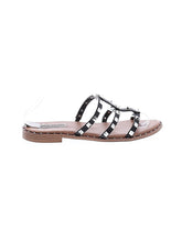 1 shoe size - 9