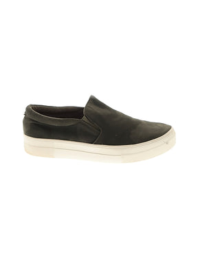 1 shoe size - 8