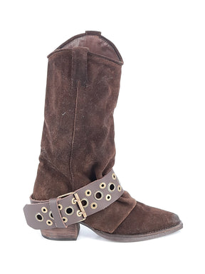 1 shoe size - 8