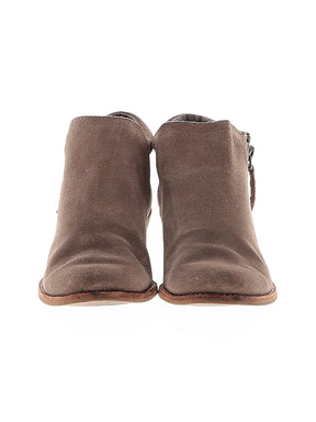 2 shoe size - 6 1/2
