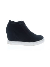 1 shoe size - 7